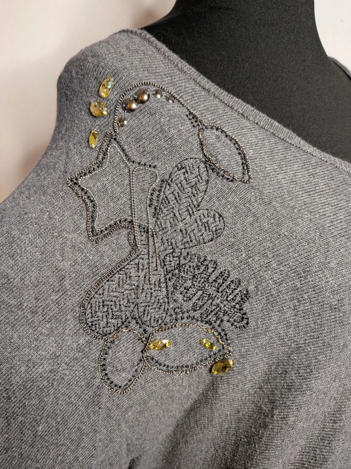 Pull chauve souris – photo 3